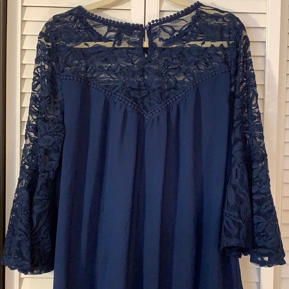 Navy XL Bell Sleeved Dress - Picture 5 of 10